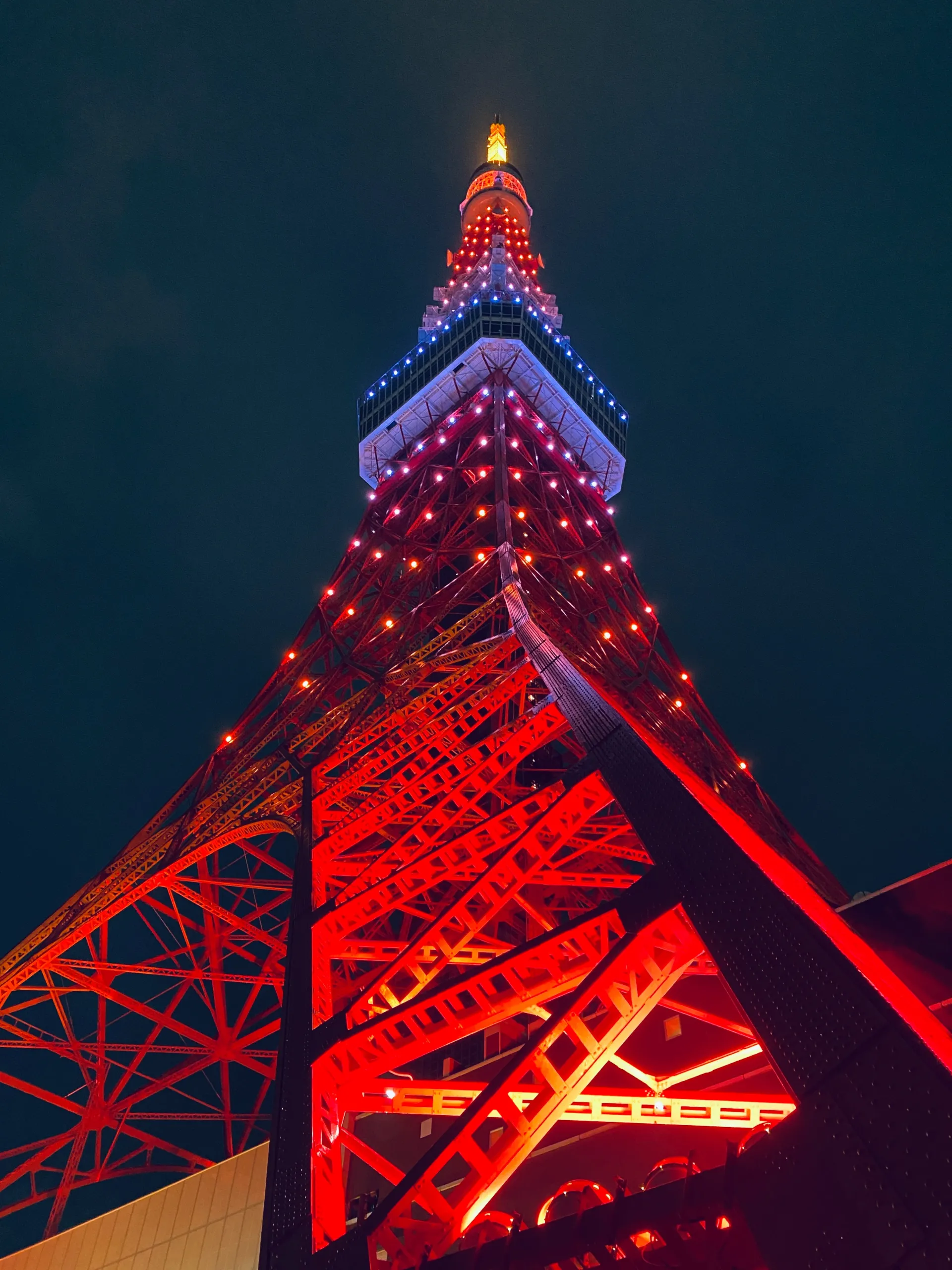 A photograph of Tokyo Tower from below